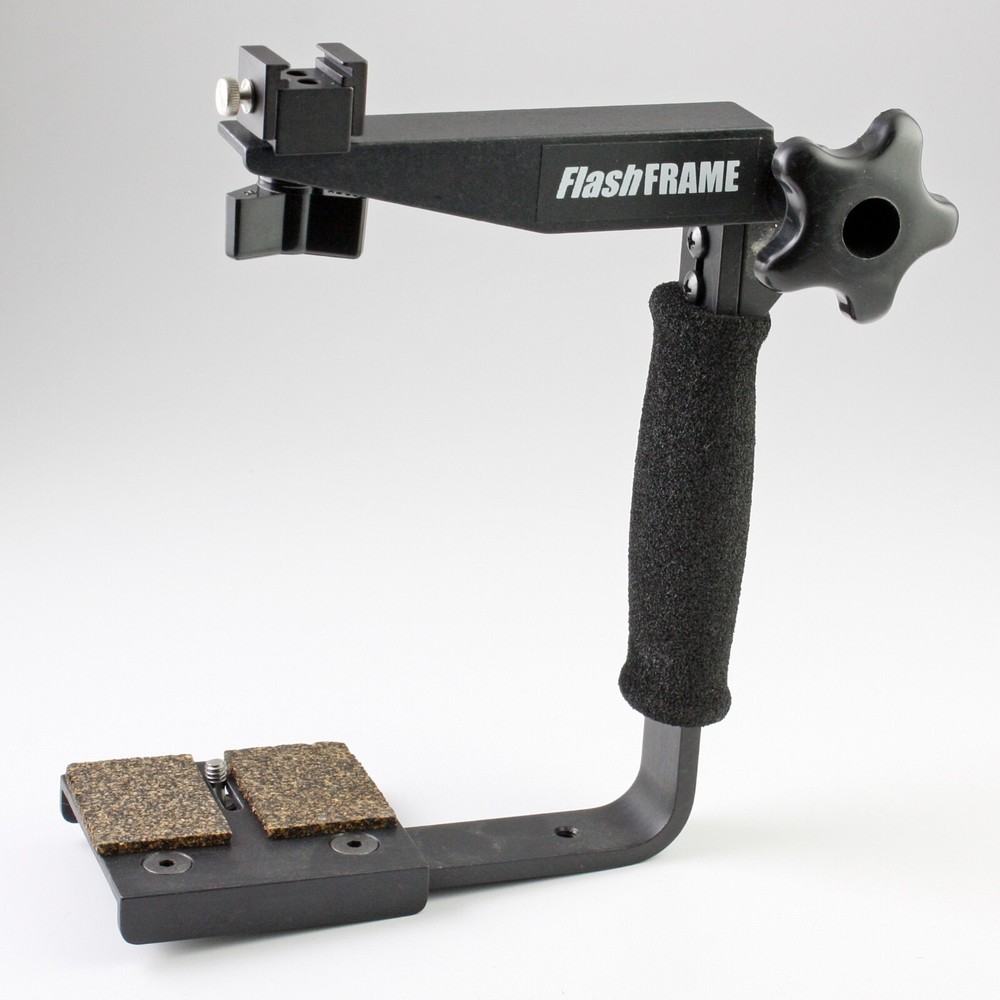 Flash Frame Medium-Format Camera Flash Bracket