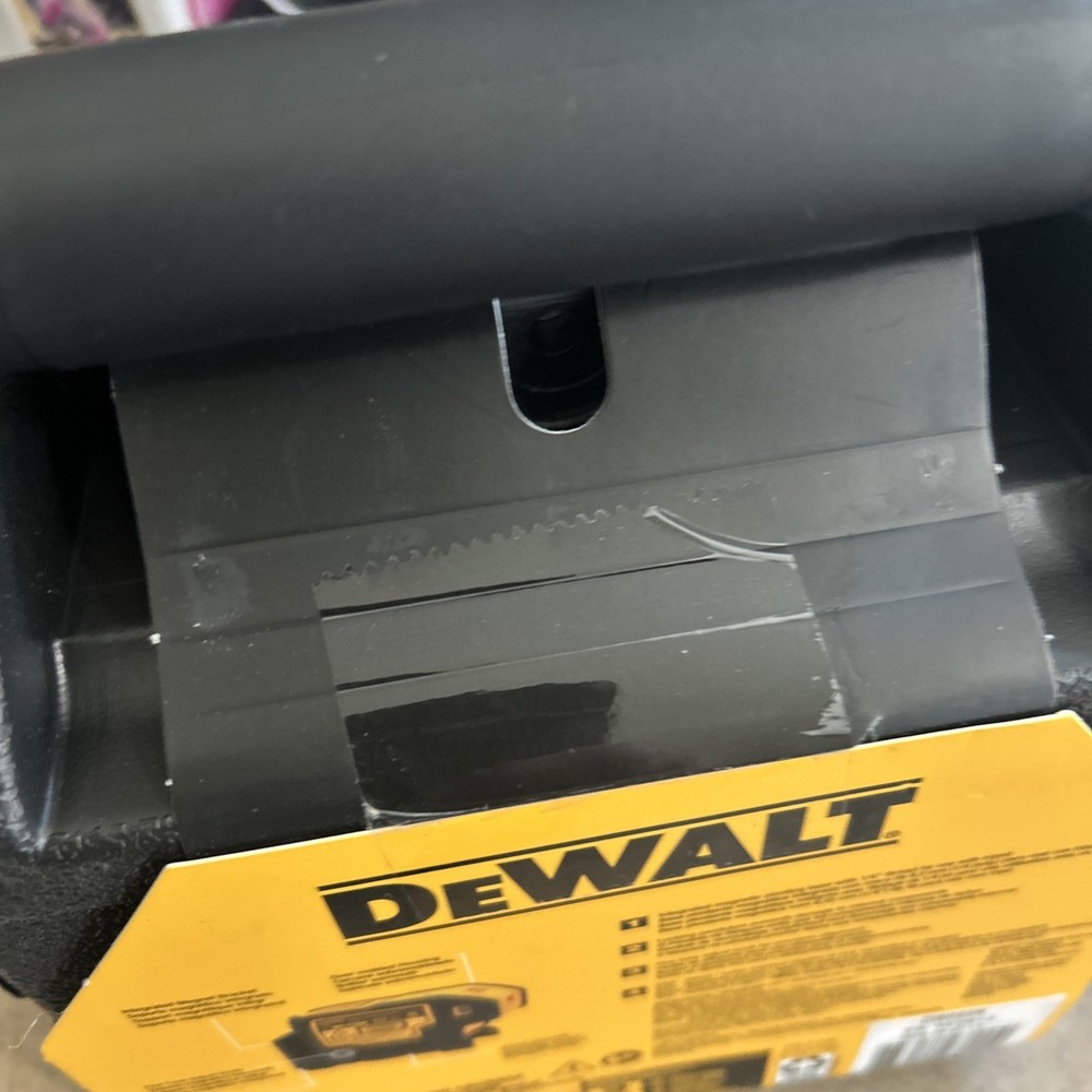 DEWALT (DW085K) Self-Leveling Laser Pointer, 5-Beam, Red