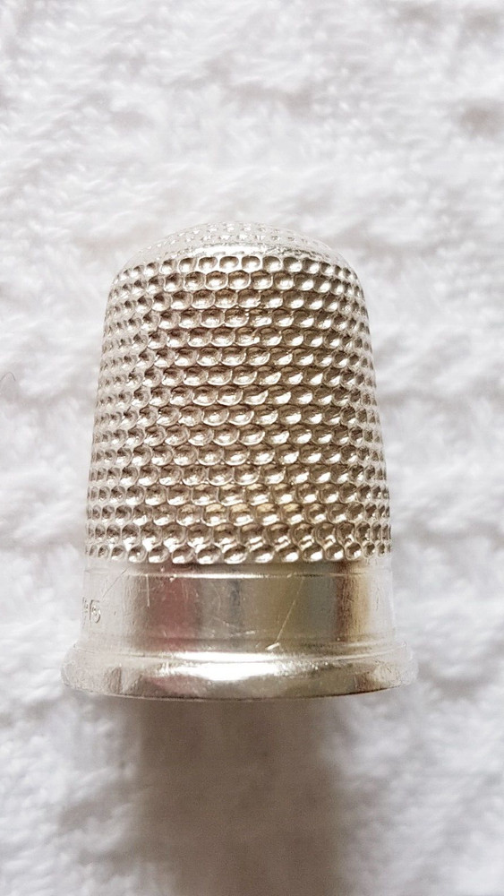 THIMBLE ~ 1914 ~Dimple Pattern ~ Hallmarked Sterling Silver (Chester)