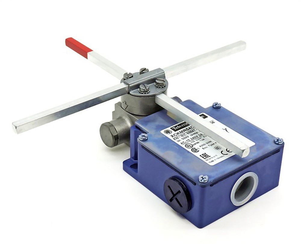 NEW SCHNEIDER XCKMR54D1 Limit Switch