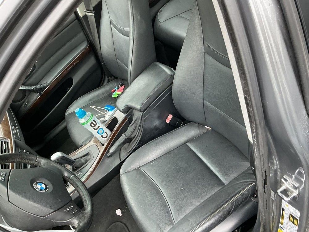 328I 2009 Glove Box 4998341