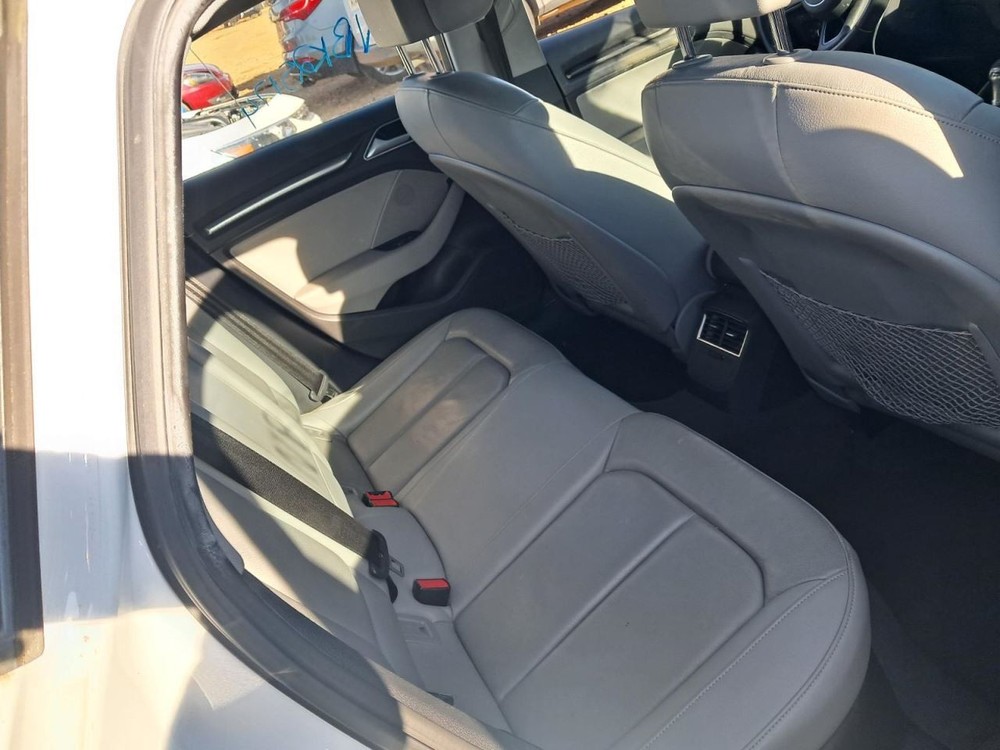 A3 AUDI 2017 Glove Box 4895587