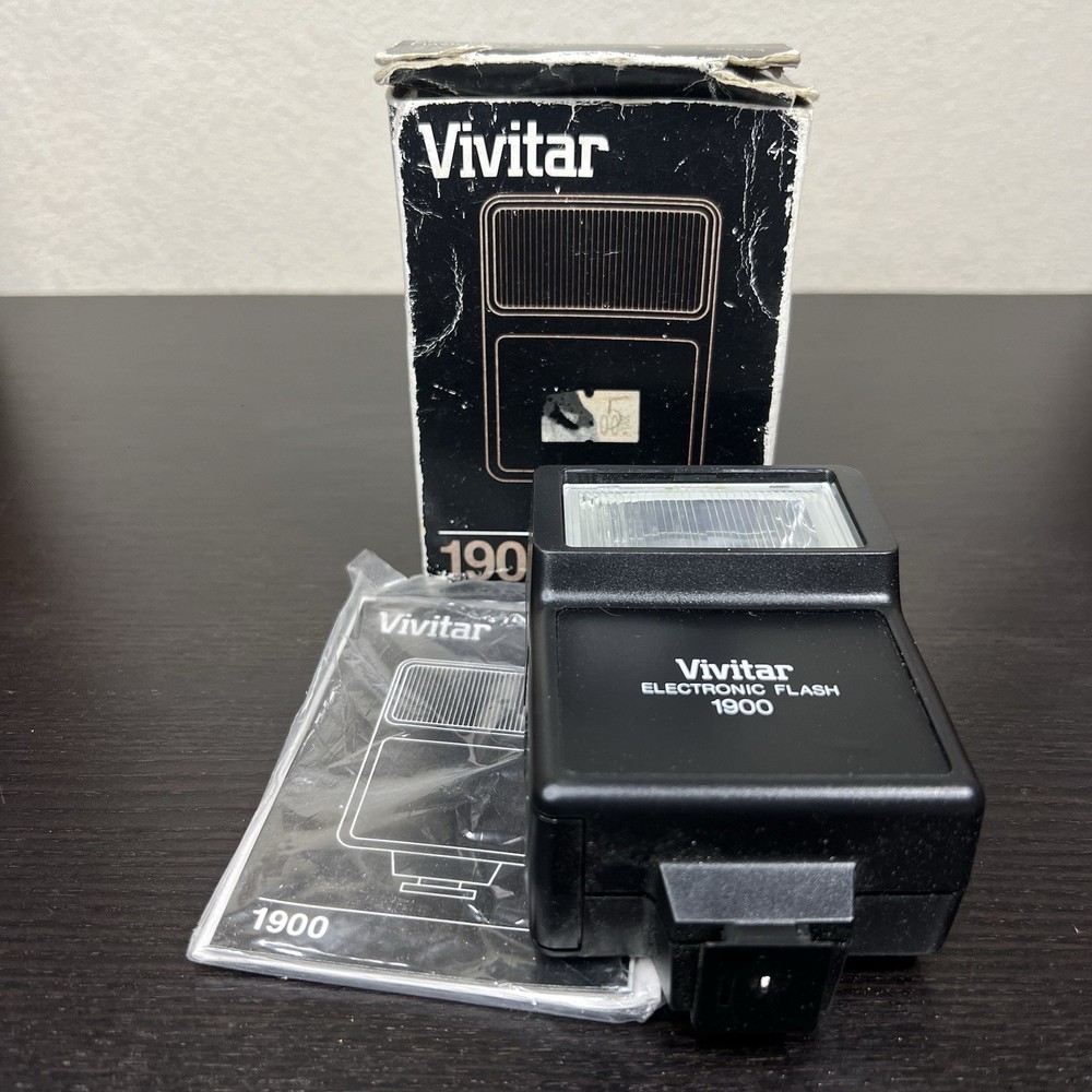 Vivitar 1900 Electronic Camera Flash