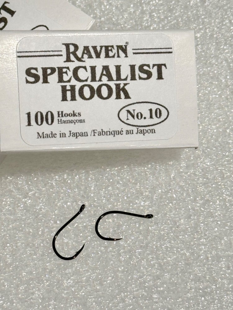 Raven Specialist Hooks , Size 10, One 100 Count Box