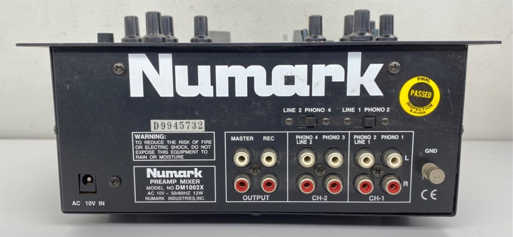 Numark DM1002X Preamp DJ Scratch Mixer Stereo 4 Phono 2 Line UNTESTED READ