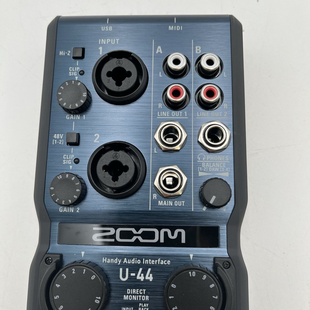 Zoom U-44 Compact 4-In/4-Out Handheld Audio Interface