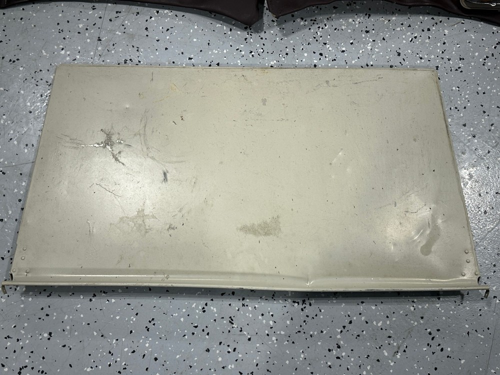 CESSNA 172 C CABIN INTERIOR PANELS - LOWER