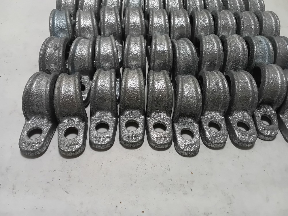 1/2" unmarked Iron Strap Pipe (F13D1)