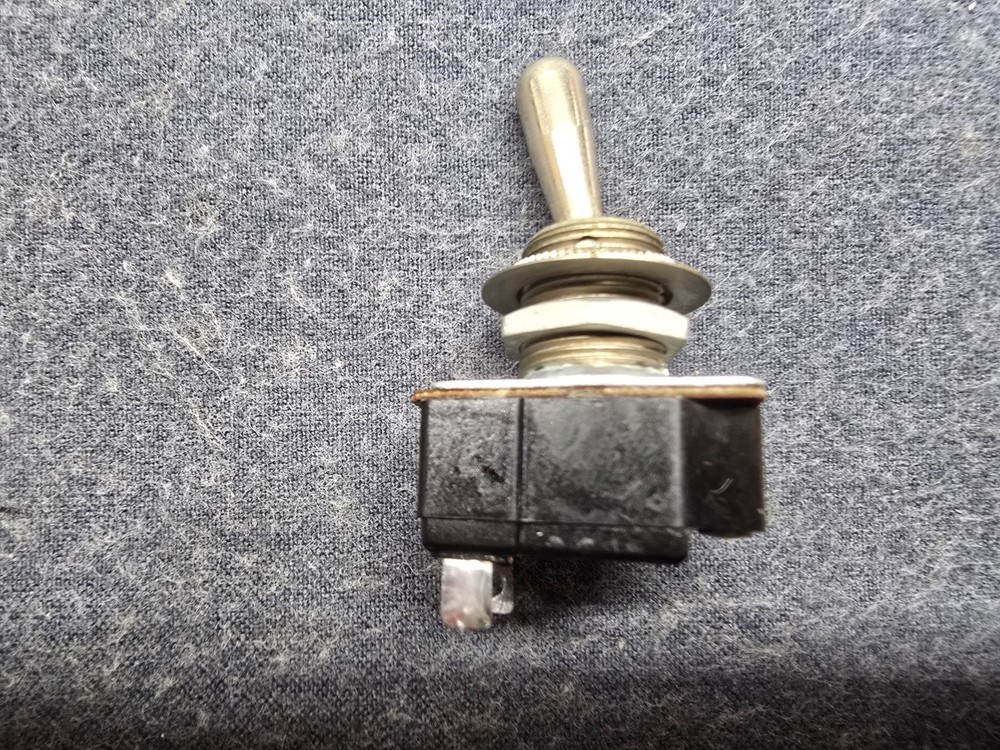 Hallicrafters S-108 Ham Radio Receiver Part - Noise Limiter Selector Switch