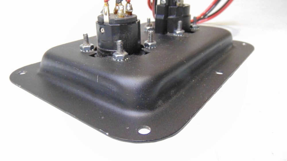 Subwoofer Speaker Connection/ link box large