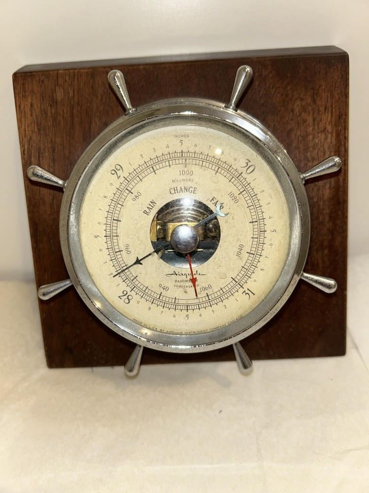 Barometer /  Airguide Ships Wheel