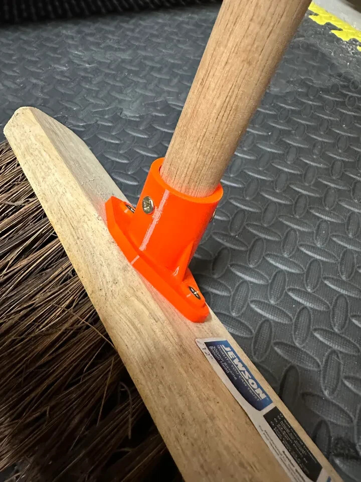 Workshop Broom Attachment Replacement