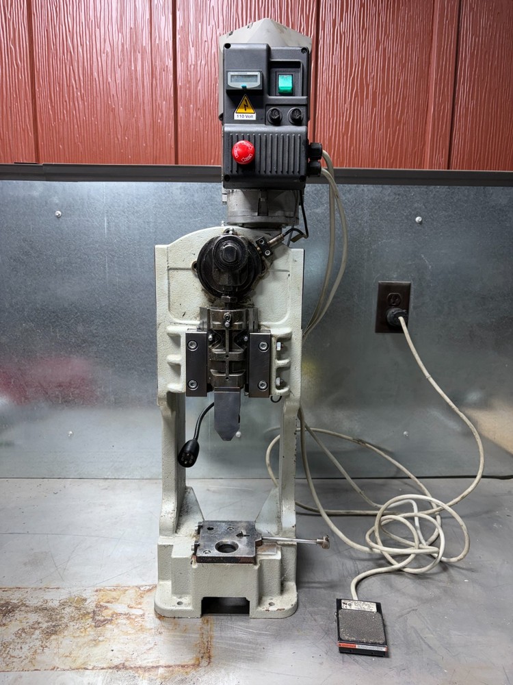 MECAL P107C BENCH CRIMPING PRESS - USED GOOD CONDITION