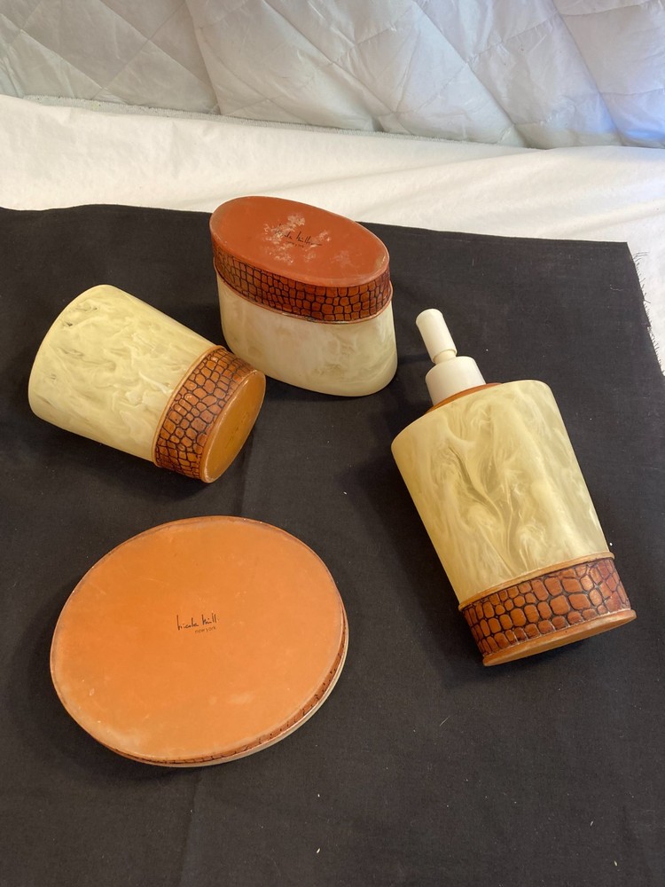 Nicole Miller Bath Accessory Set Soap Dish Toothbrush 4 pc Set
