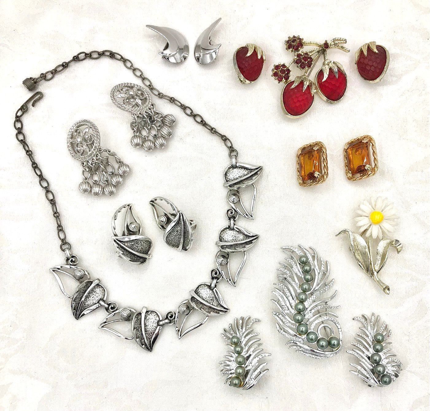 Vintage Sarah Coventry Necklace, Brooches and Earrings Lot of 10