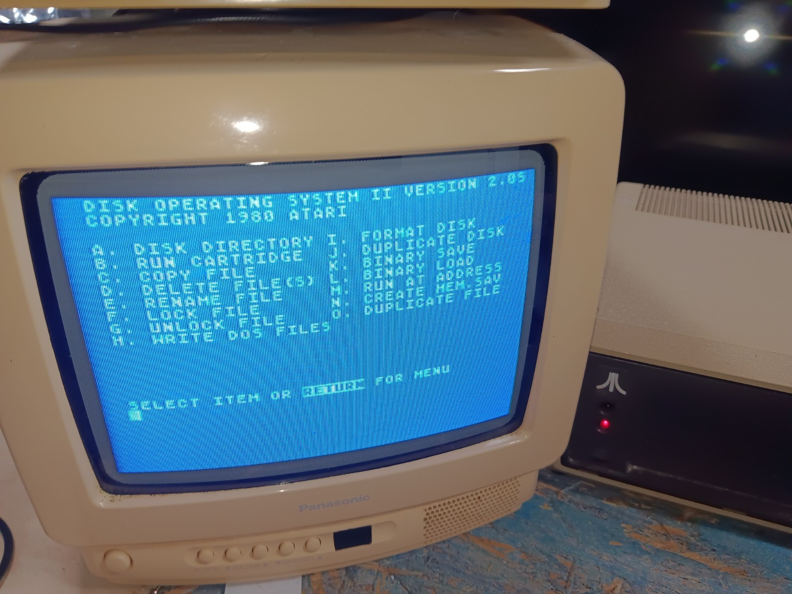 Atari 810 EXACT FLOPPY DISK DRIVE ONLY-GOOD-QUICK TESTED-NOT LOCKING IN-READS