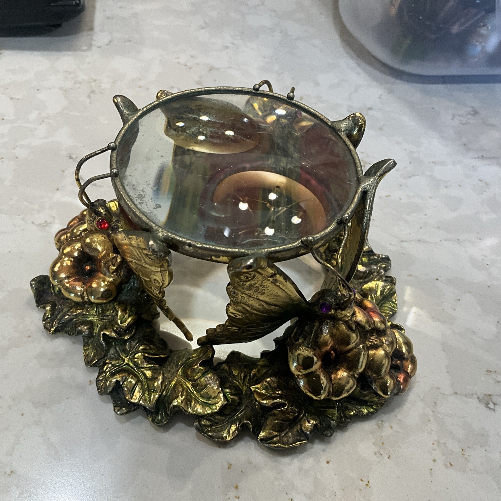 Vintage Decorative Magnifying Glass With Butterfly& Flowers Details Metal Base