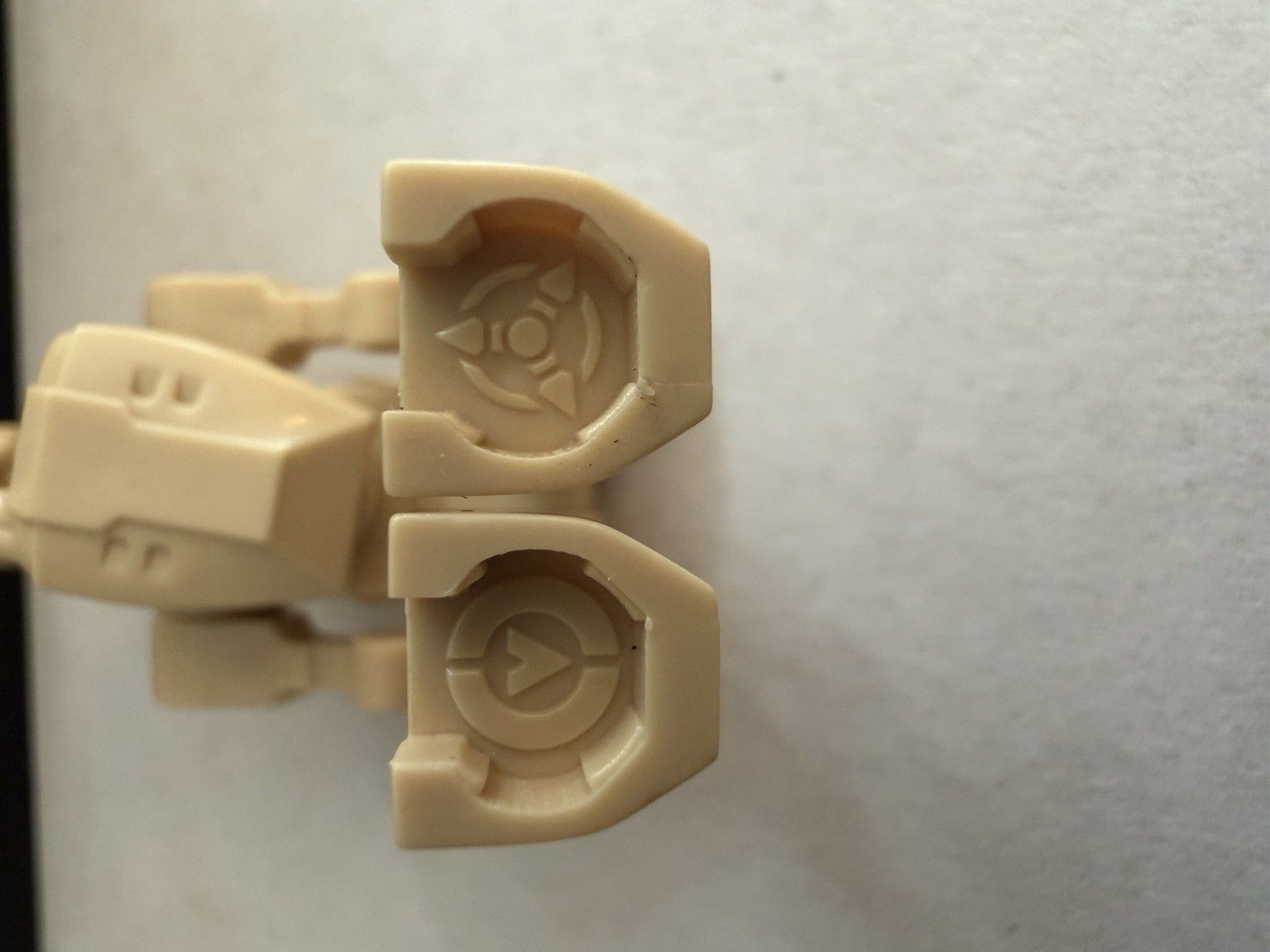 Clone Army Customs Combat Clanker Droids - 8 Pack Of Tan Droids