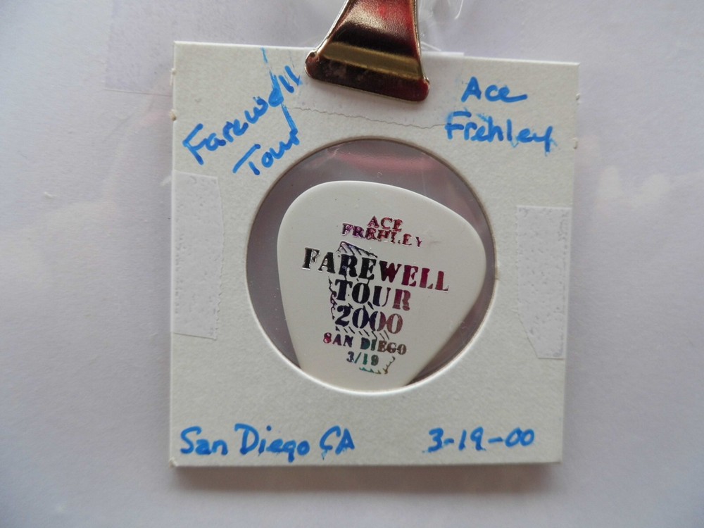 KISS "ACE FREHLEY"  GUITAR PICK~3/19/00~READ DESCRIPTION (3/6)