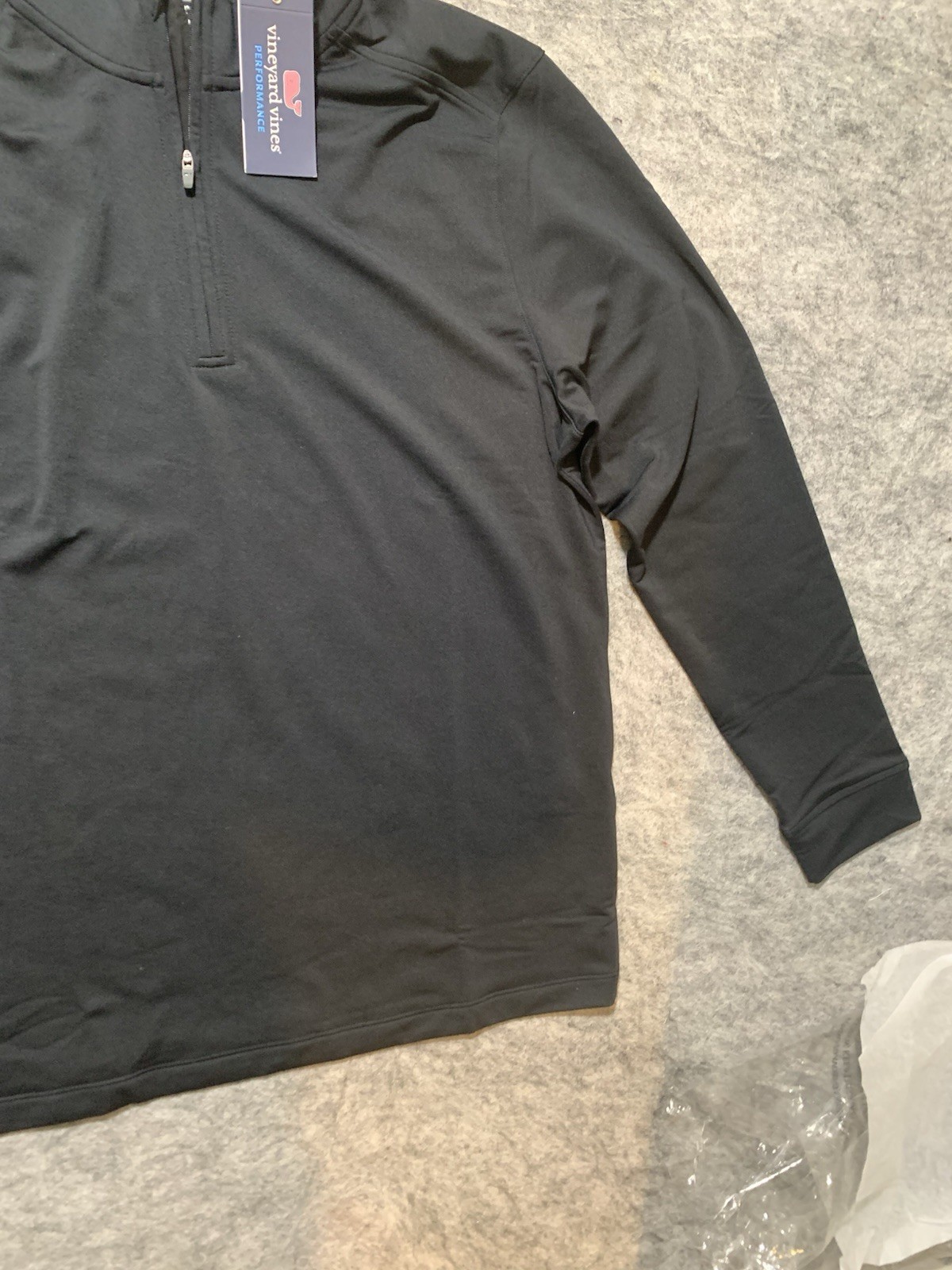 NWT Vineyard Vines Performance Club 1/4 Zip Men’s Size MEDIUM Jet Black NEW