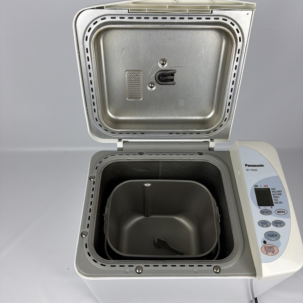 Panasonic SD-YD250 Bread Maker – Bread Pan & Paddle – Powers On – AS IS