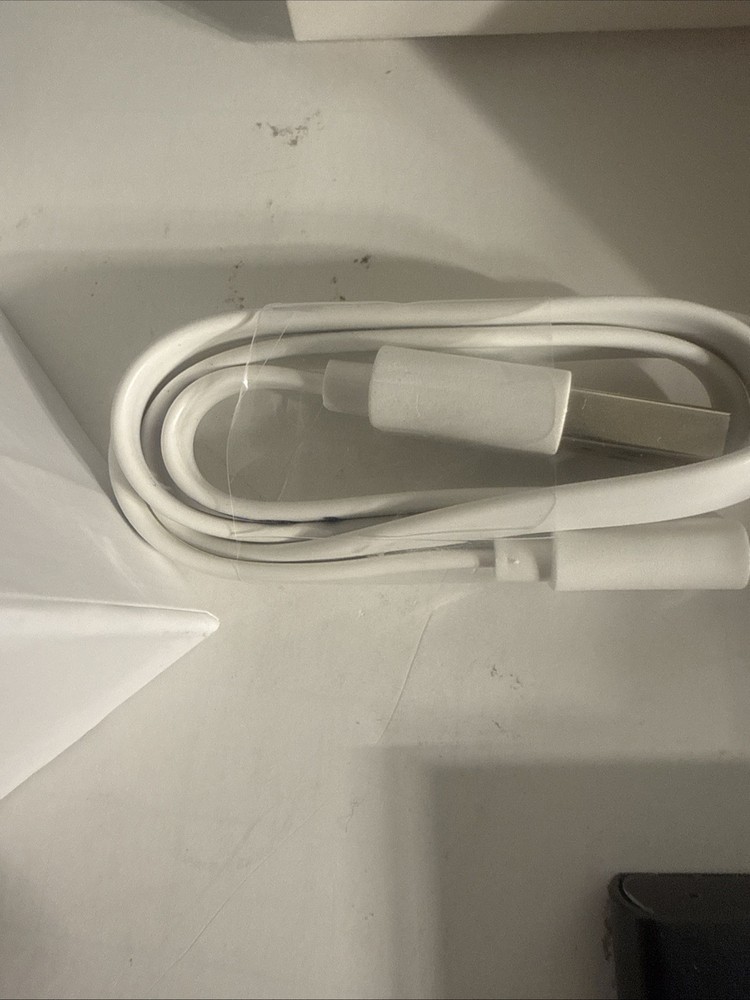 Poliglu Personal Language Assistant Pocket Translator Over 40 Language “Tested “