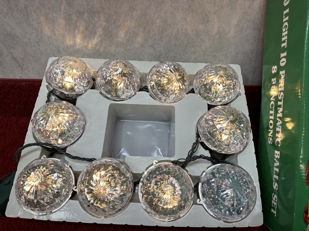 Vtg 40 Light 10 Gumball Prismatic Ball  globe Light String 8 Function Rare