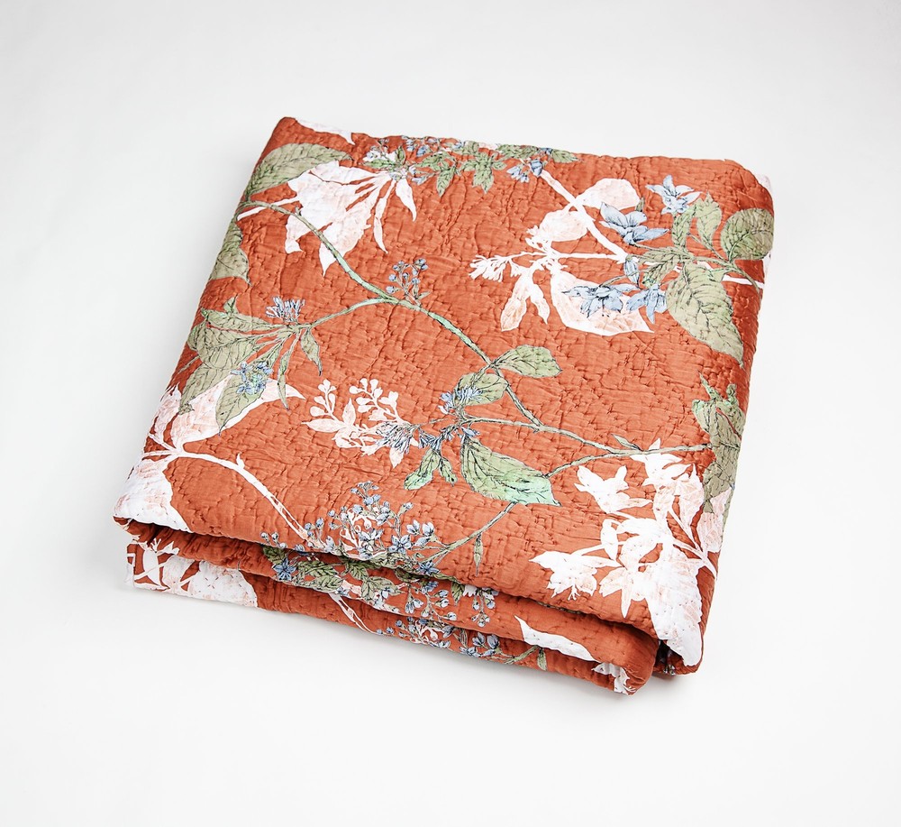 Flora Quilt, Brick, Queen