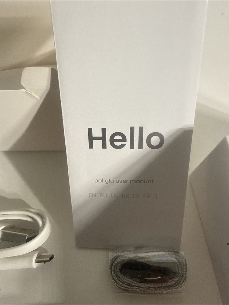 Poliglu Personal Language Assistant Pocket Translator Over 40 Language “Tested “