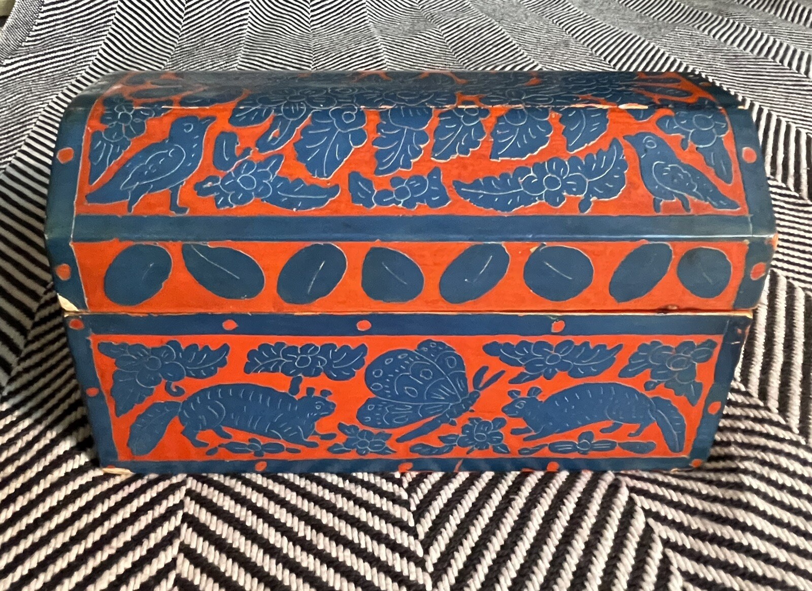 Large Antique Olinala Lacquer Wood Box Chest Handmade Guerrero Mexico Folk Art