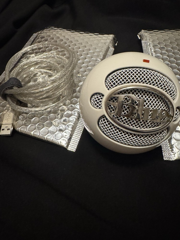 Blue Snowball USB Condenser Microphone White USB Model with Cable