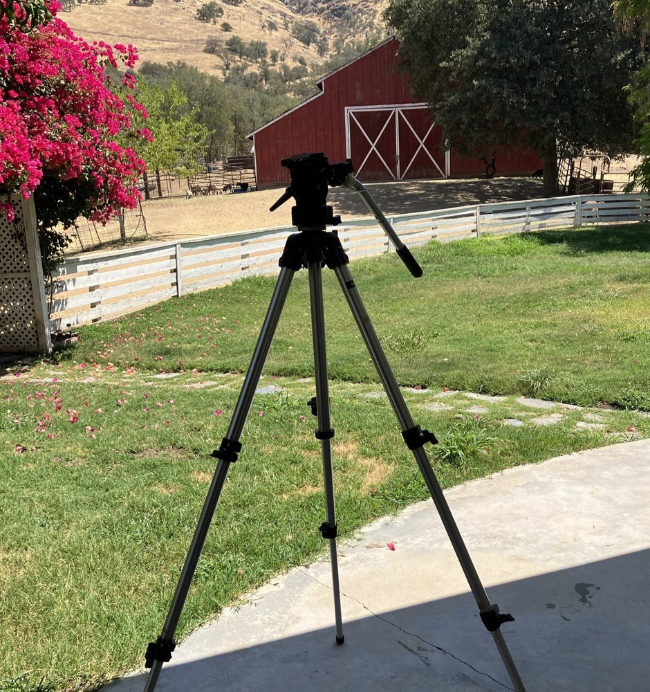 Bogen 3011 Camera Tripod Heavy Duty Very Stable.