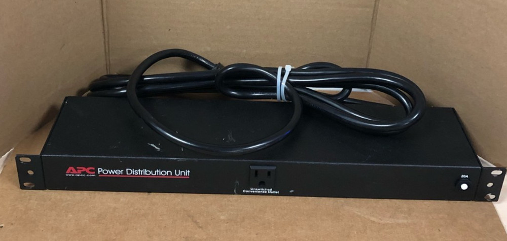 APC POWER DISTRIBUTION UNIT AP9555