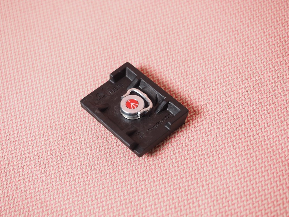 200LT-PL Technopolymer & Fiber Glass Rectangular Light Quick Release Plate