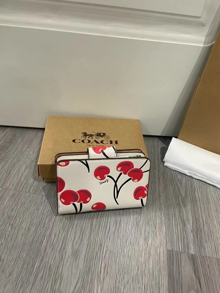 Coach Medium Corner Zip Wallet With Cherry Print Chalk Multi CZ762 with Box