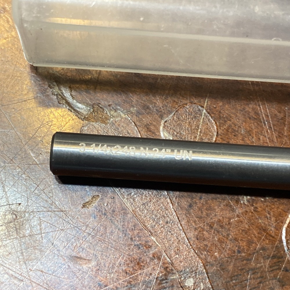 Solid Carbide Thread Mill 3-1/4x248 N 24” UN (D6)