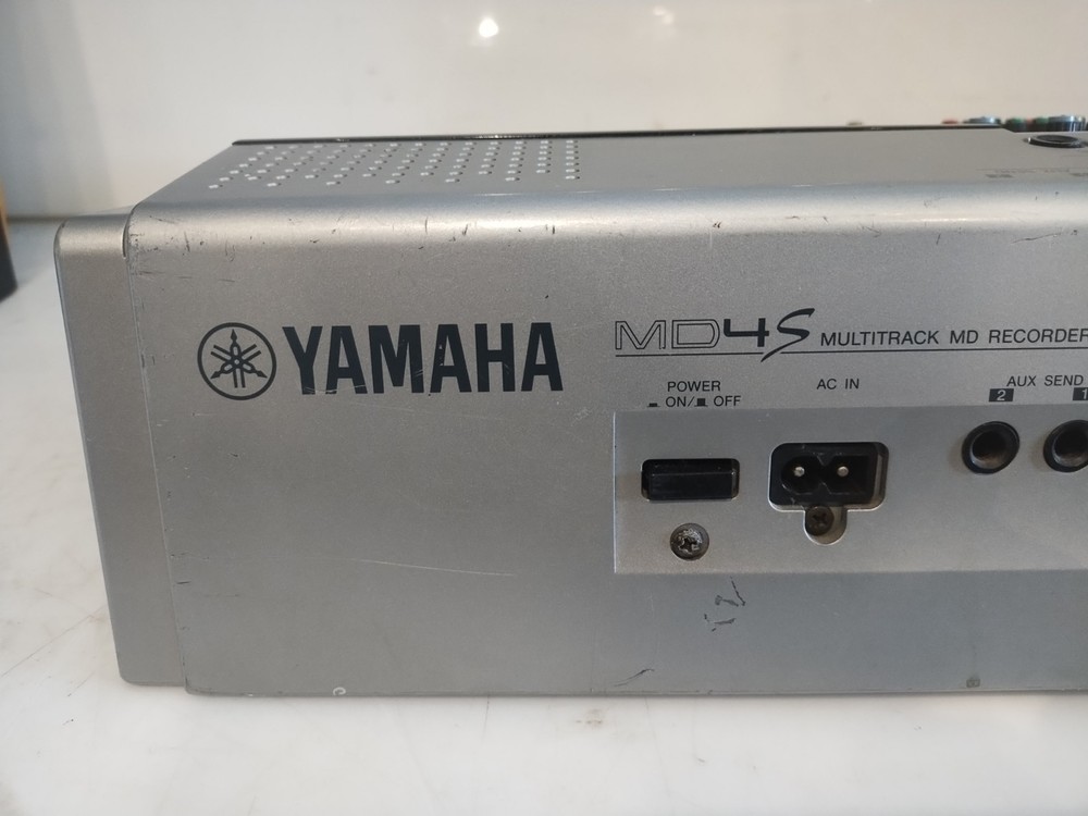 Yamaha MD4S 4-Track Multitrack MiniDisc Recorder Digital Recording Studio MD