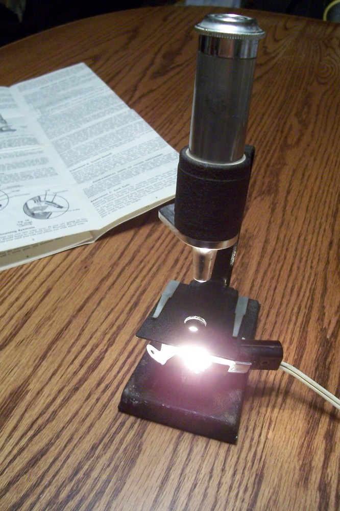 1960's Gilbert Youth Microscope with Instructions - No Slides