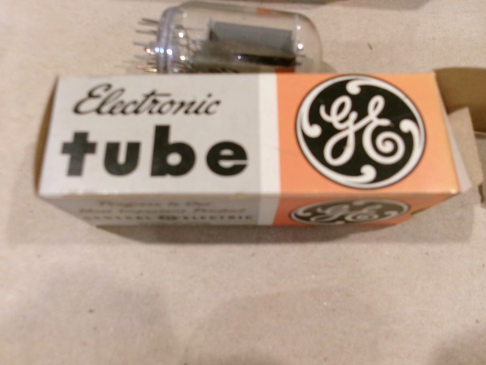 OEM VINTAGE ELECTRONIC TUBE GE 32HQ7