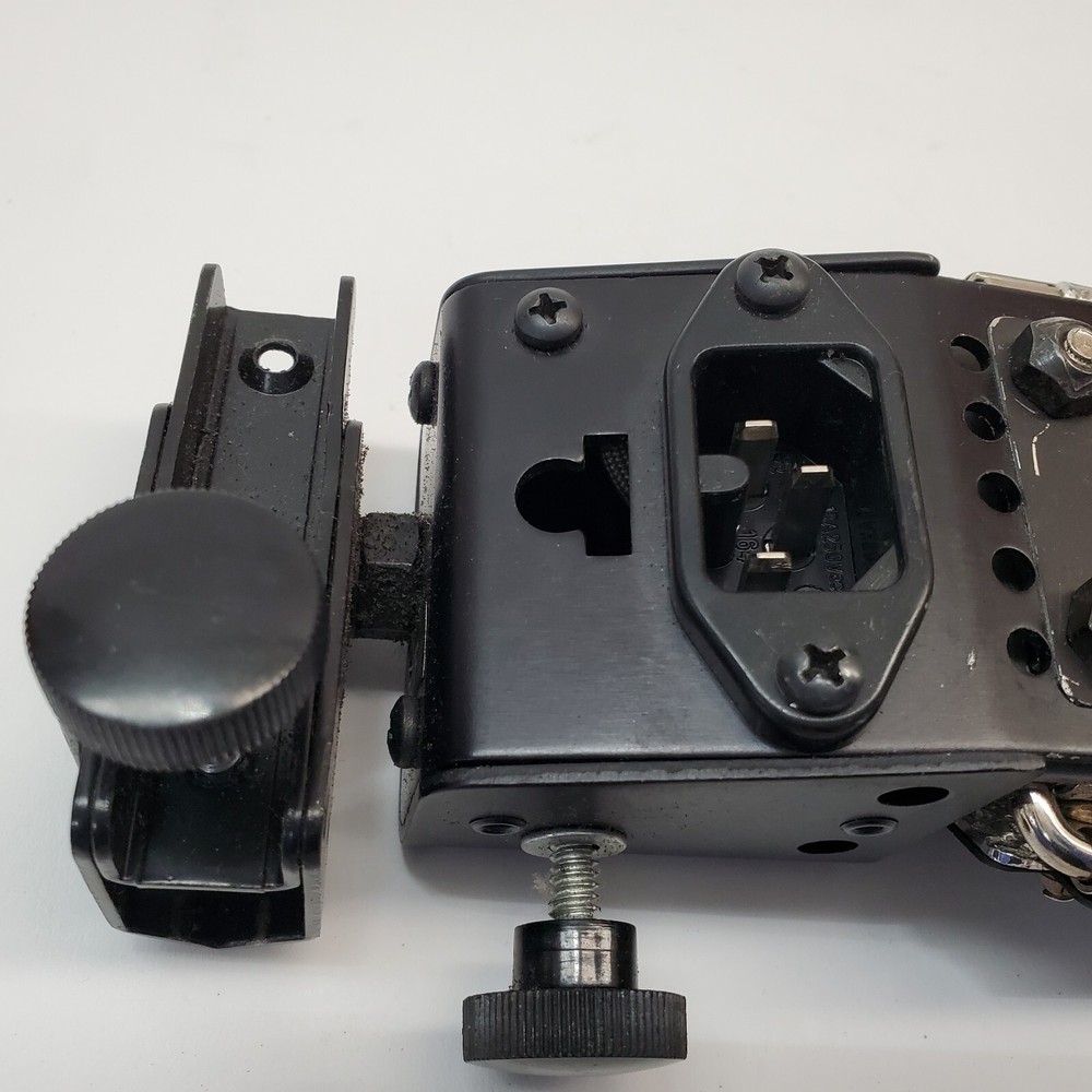 Lowel TOTA Light Professional Studio Lighting Light Kit & Power Supply - TESTED