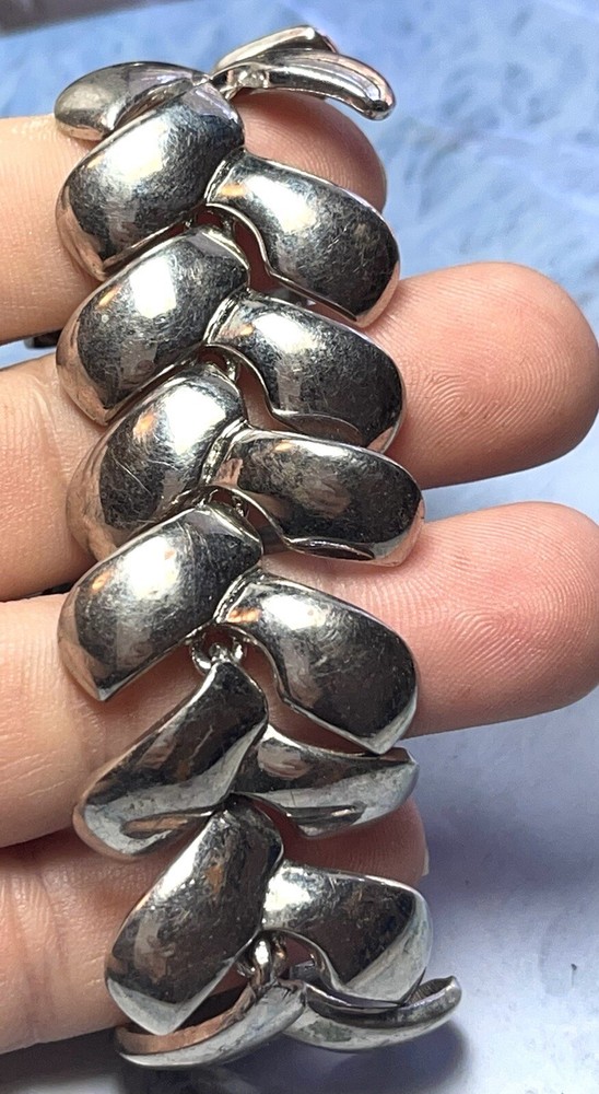 Signed Vintage Silver Tone abstract modernist Link bracelet, Signed BR
