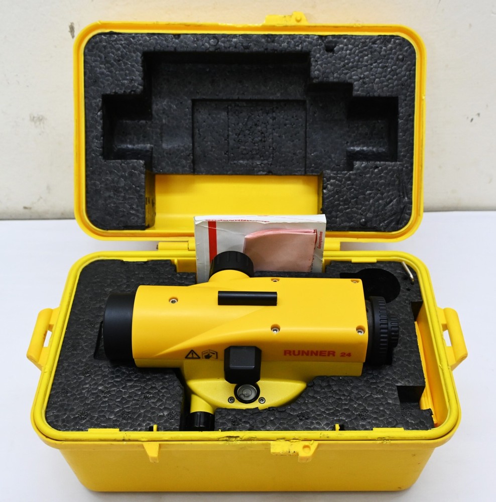 Leica Runner 24 Auotomatic level with hard Case.