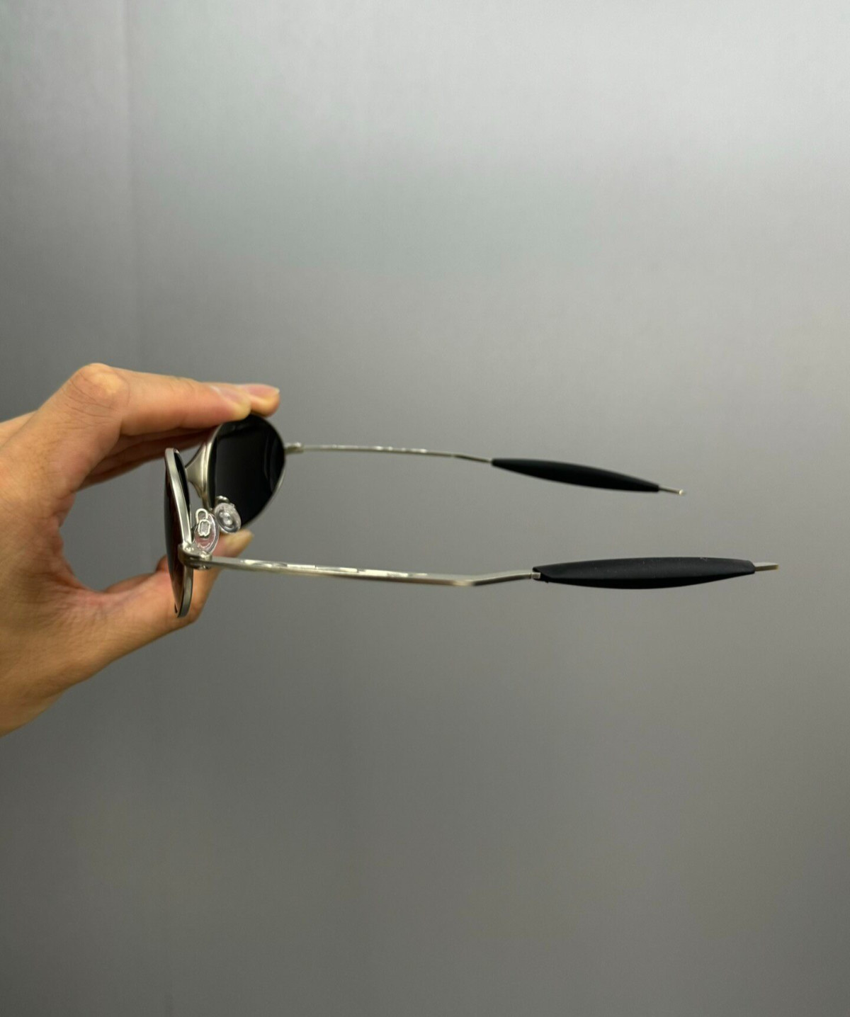 Vintage Oakley C Wire1.0 Titanium Lightweight Sunglasses