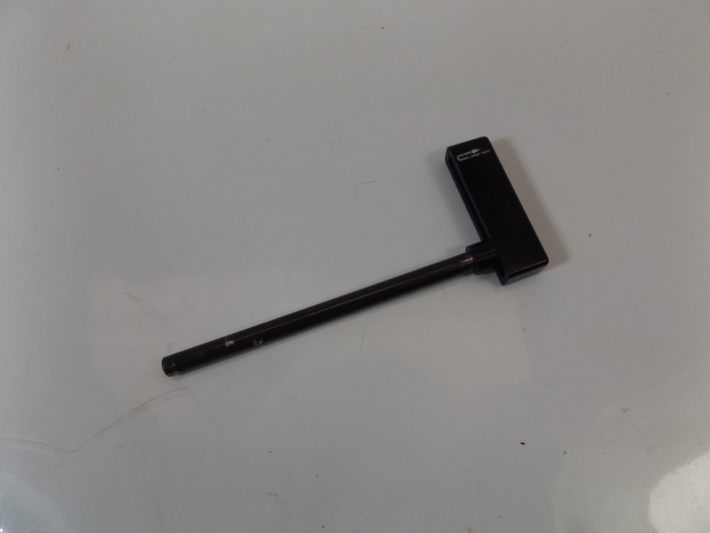 Pfaff sewing machine model 1222 reverse feed control lever