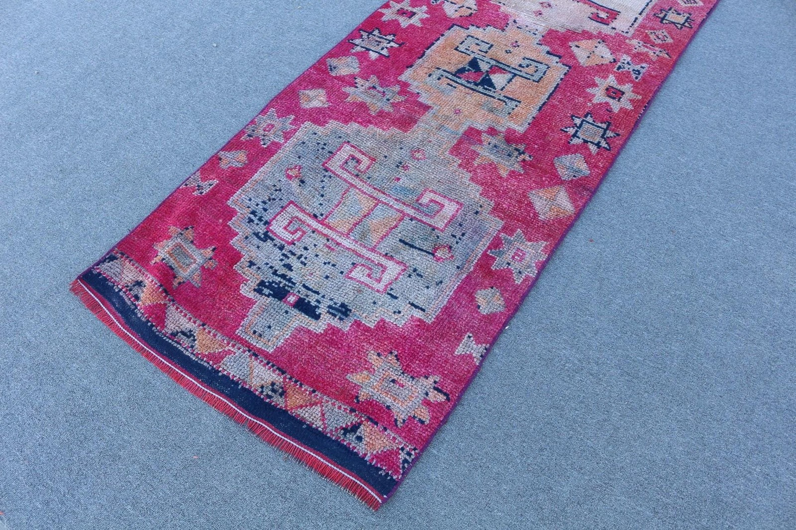 Turkish Rug, Runner 2,9x10,7 ft Rug, Herki Red Animal Print Rug