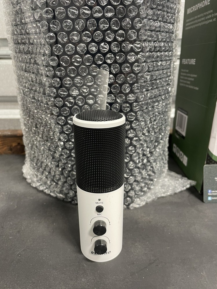 Aokeo Professional Studio Recording Microphone Isolation Shield USB