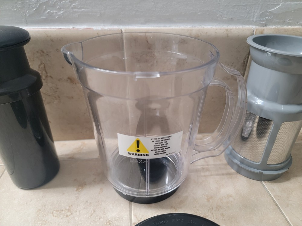Magic Bullet Blender Strainer Pusher Juicer Pitcher Combo