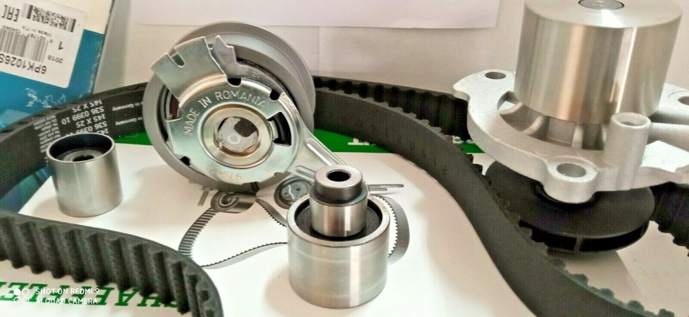 Service Belt Water Pump Distribution Kit for Audi Q5 2.0 TDI