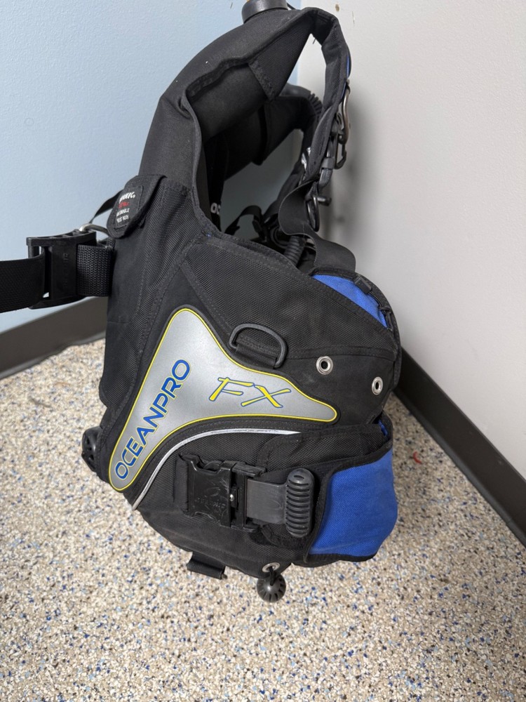 Oceanic Oceanpro FX BCD Weight Integrated Size Medium Used, Tests OK