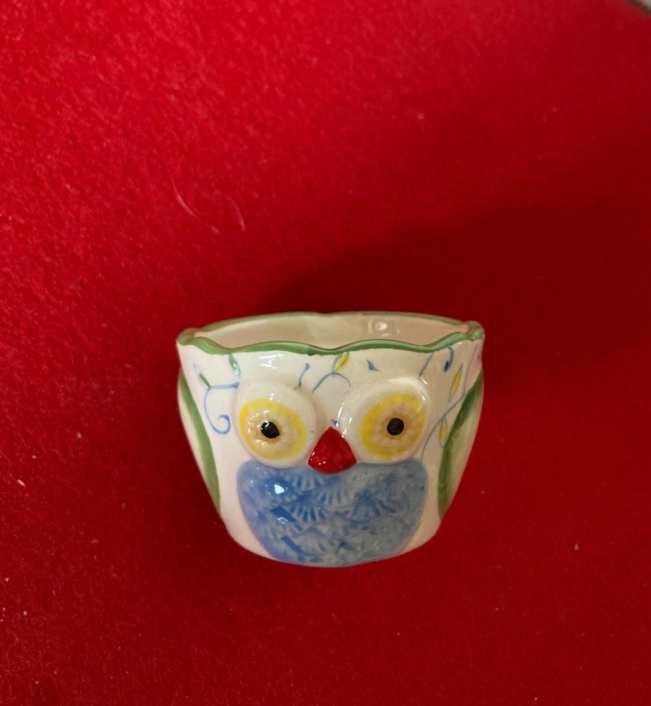 FUN GIFT Under $20 - 4 pc Nesting Owl Design Ceramic Measuring Cups EXCELLENT